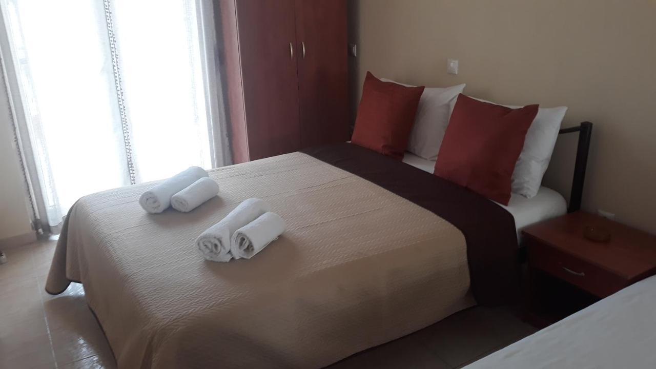 Evdokia'S Apartments And Rooms Neos Marmaras Exterior foto