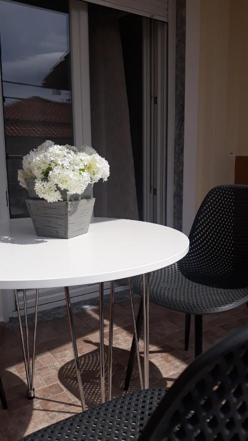 Evdokia'S Apartments And Rooms Neos Marmaras Exterior foto